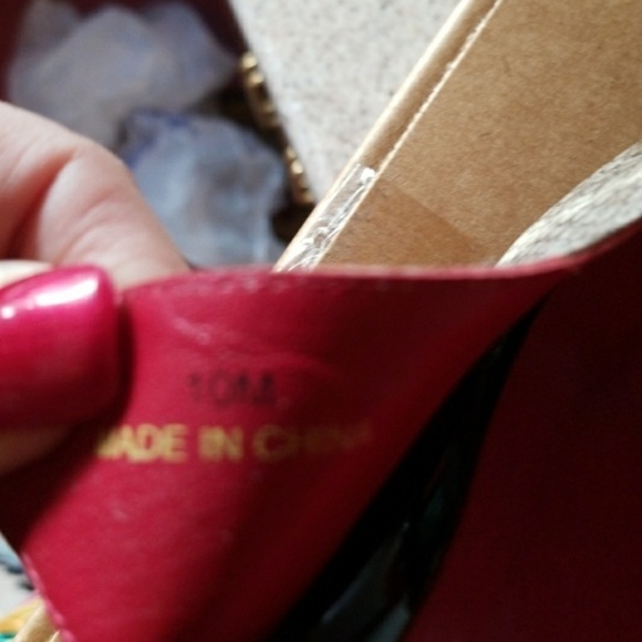 Beverly Feldman sling back pumps 10 - Picture 7 of 8